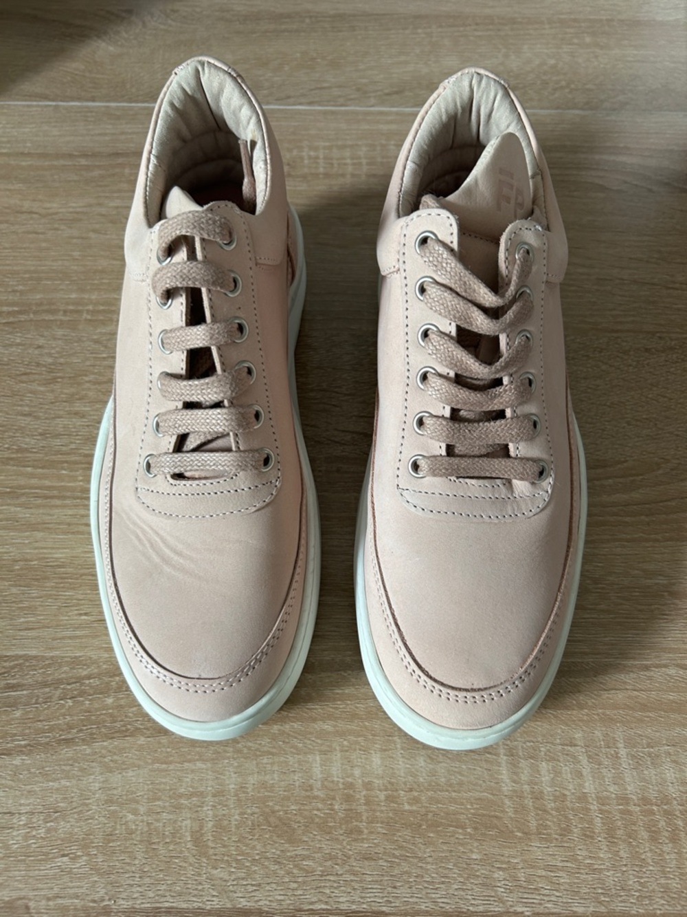 Filling Pieces Women's Low-Top Sneakers in Blush Pink and White